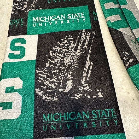 Michigan State Spartans Block & Play Tie
Necktie. Ralph Marlin. Go Green…Go… - Picture 4 of 15